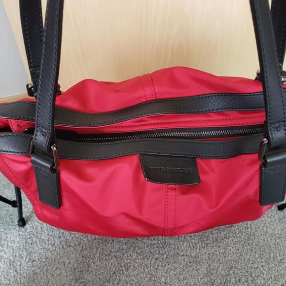 Burberry, Buckleigh Red Nylon/ Black Leather Tote w/  Side Toggles - Picture 5 of 15